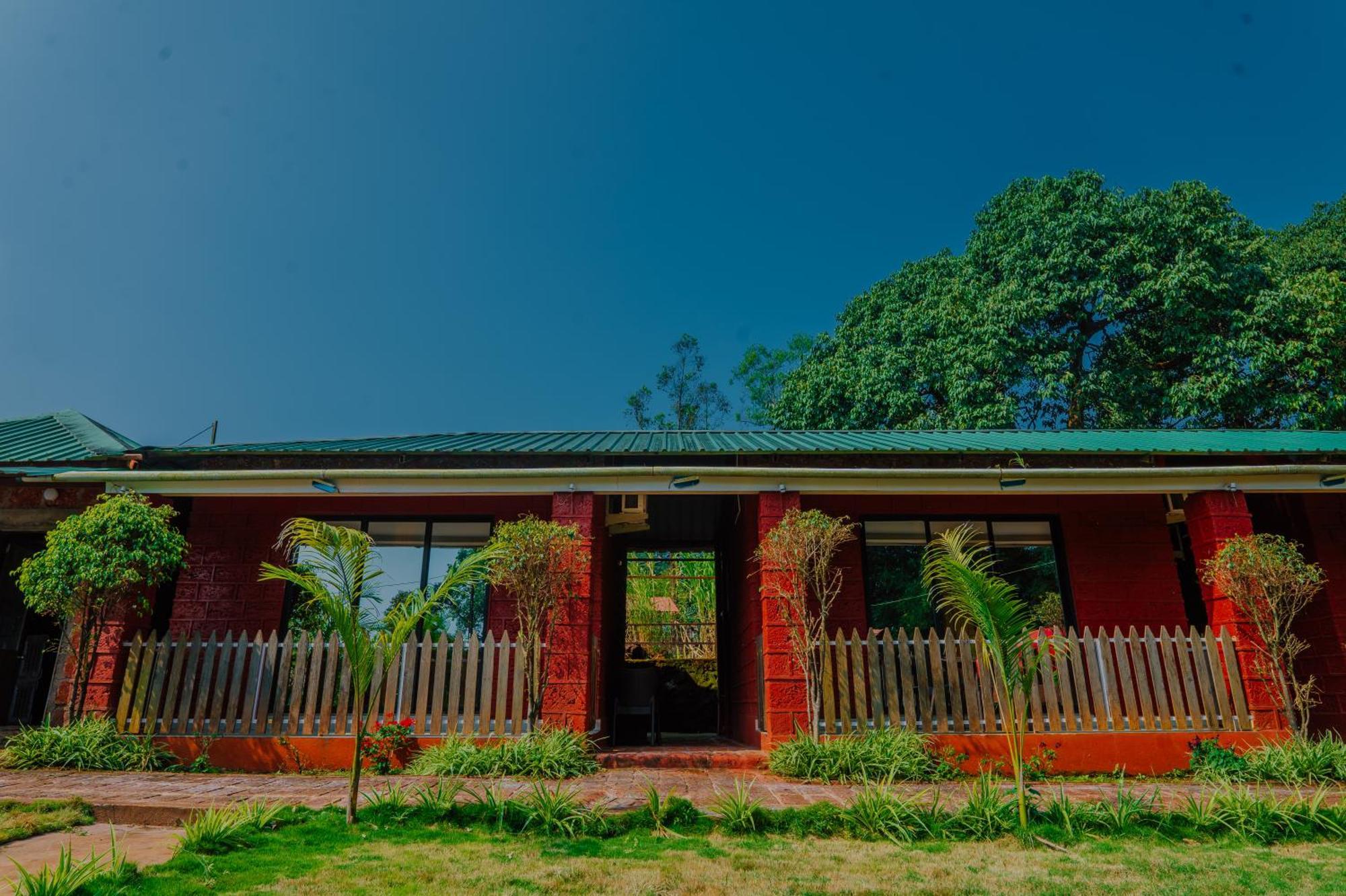 Hotel Oakwood Mahābaleshwar Exteriér fotografie